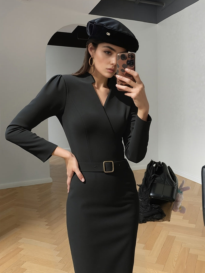 Vestido Entallado de Cuello en V-Manga Larga